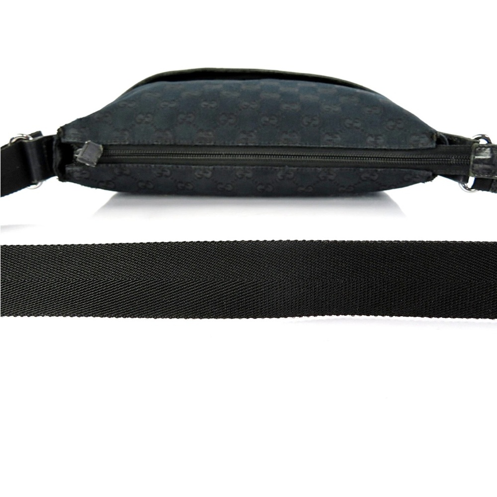 Gucci Black Messenger Bag - Picture 8 of 16